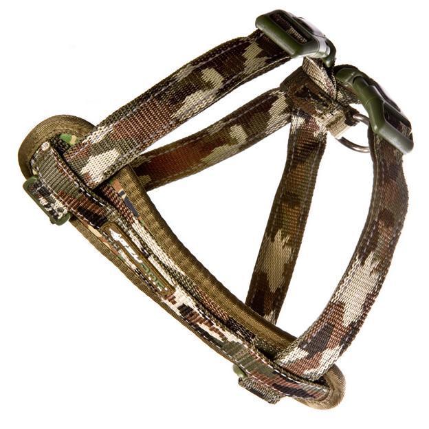 EzyDog  Camouflage Chest Plate  Dog Harness with Car Seatbelt Attachment