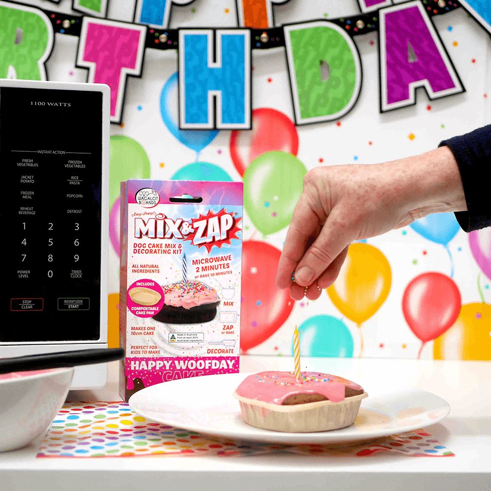 Mix & Zap Happy Woofday Cake Kit